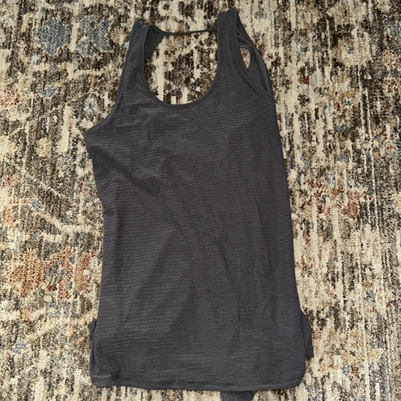 Athleta Open Back tie tank top - Picture 1 of 4